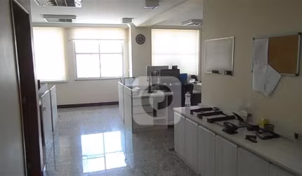 Moderna Sala comercial bem localizada no coração do Centro do Rio de Janeiro