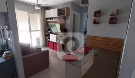 Apartamento com 2 quartos em prédio com Infra completa!