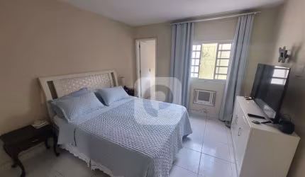 Casa próxima à Praça Barão de Drumond