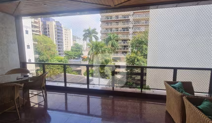 Apartamento 4 quartos, sendo 2 suítes