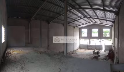 Galpão à venda, 800 m² por R$ 1.500.000,00 - Coqueiral - Araruama/RJ