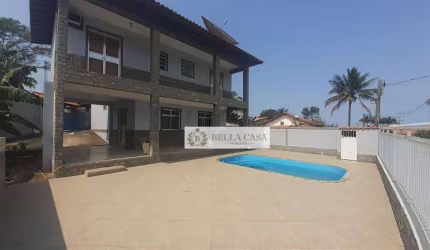 Casa com 3 dormitórios à venda, 300 m² por R$ 500.000,00 - Outeiro - Araruama/RJ