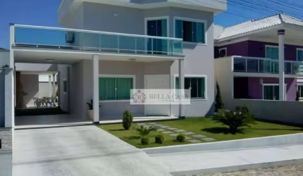 Casa com 3 dormitórios à venda, 200 m² por R$ 970.000,00 - Hawai - Araruama/RJ