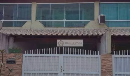 Casa com 3 dormitórios à venda, 150 m² por R$ 400.000,00 - Centro - Araruama/RJ