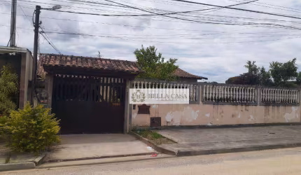 Casa com 2 dormitórios à venda, 450 m² por R$ 650.000,00 - Parque Hotel - Araruama/RJ