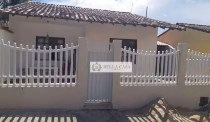 Casa com 2 dormitórios à venda, 180 m² por R$ 200.000,00 - Itatiquara - Araruama/RJ