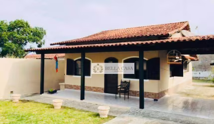 Casa com 3 dormitórios à venda, 170 m² por R$ 285.000,00 - Coqueiral - Araruama/RJ