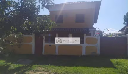 Casa com 6 dormitórios à venda, 250 m² por R$ 800.000 - Pontinha - Araruama/RJ