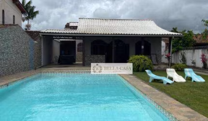 Casa com 6 dormitórios à venda, 200 m² por R$ 450.000,00 - Coqueiral - Araruama/RJ