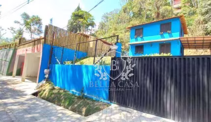 Casa com 2 dormitórios à venda, 100 m² por R$ 520.000 - Cuiabá - Petrópolis/RJ