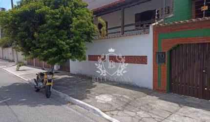 CASA TRIPLEX INDEPENDENTE - 4 QUARTOS - BRAGA - CBO FRIO/RJ