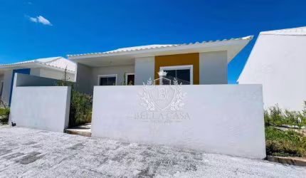 Casa com 2 dormitórios à venda, 65 m² por R$ 250.000,00 - Fazendinha - Araruama/RJ
