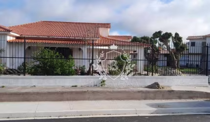 Casa com 6 dormitórios à venda, 600 m² por R$ 1.300.000,00 - Coqueiral - Araruama/RJ