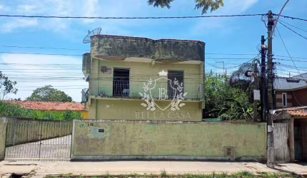 Apartamento com 2 dormitórios à venda, 61 m² por R$ 250.000,00 - Centro - Araruama/RJ