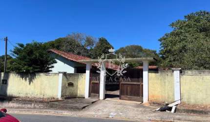 Casa com 3 dormitórios à venda, 900 m² por R$ 1.200.000,00 - Centro - Araruama/RJ