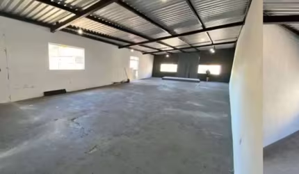 Salão para alugar, 180 m² por R$ 2.500,00/mês - Portinho - Cabo Frio/RJ
