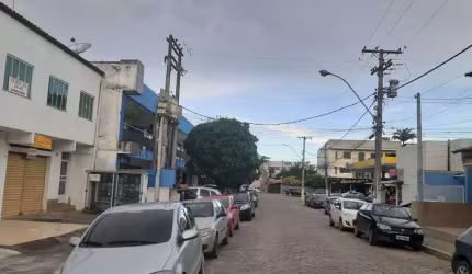 Terreno para alugar, 450 m² por R$ 5.000,00/mês - Centro - Araruama/RJ