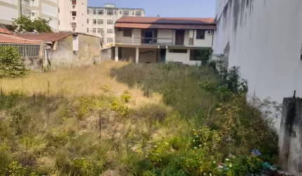 Terreno para alugar, 600 m² por R$ 10.000,00/mês - Centro - Araruama/RJ
