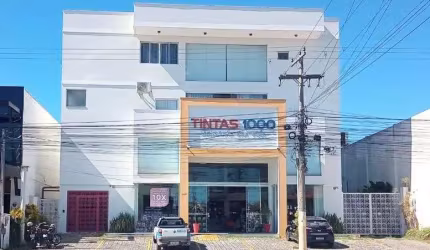 Loja, 1000 m² - venda por R$ 5.000.000,00 ou aluguel por R$ 36.200,00/mês - Vila Capri - Araruama/RJ