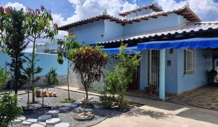 Casa com 3 dormitórios à venda, 130 m² por R$ 472.500,00 - Jaconé (Sampaio Correia) - Saquarema/RJ