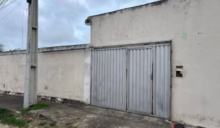 Casa com 2 dormitórios à venda, 120 m² por R$ 300.000,00 - Parque Hotel - Araruama/RJ