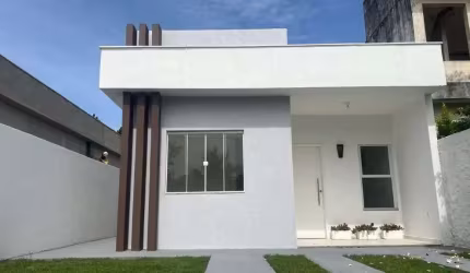 Casa com 2 dormitórios à venda, 67 m² por R$ 350.000,00 - Iguabinha - Araruama/RJ