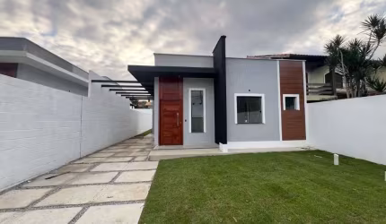 Casa com 2 dormitórios à venda, 70 m² por R$ 420.000,00 - Pontinha - Araruama/RJ