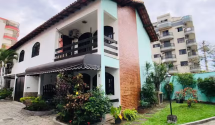 Casa com 4 dormitórios à venda, 98 m² por R$ 650.000,00 - Braga - Cabo Frio/RJ
