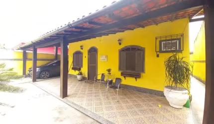Casa com 3 dormitórios à venda, 200 m² por R$ 320.000,00 - Ponte dos Leites - Araruama/RJ