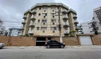 Apartamento com 3 dormitórios à venda, 93 m² por R$ 640.000,00 - Centro - Cabo Frio/RJ