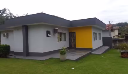 Casa com 3 dormitórios à venda, 107 m² por R$ 550.000,00 - Várzea das Moças - Niterói/RJ