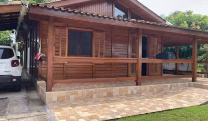 Casa com 2 dormitórios à venda, 180 m² por R$ 650.000,00 - Leigo - Saquarema/RJ