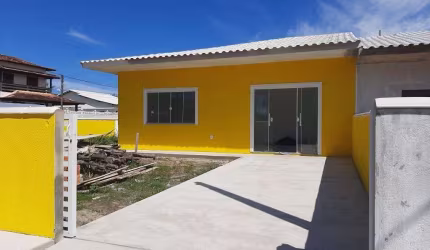Casa com 3 dormitórios à venda, 86 m² por R$ 430.000 - Coqueiral - Araruama/RJ