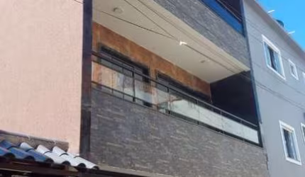 Casa com 1 dormitório à venda, 200 m² por R$ 450.000,00 - Jardim Olinda - Cabo Frio/RJ