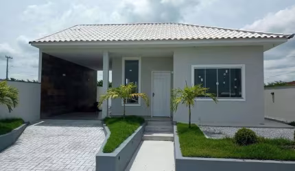 Casa com 2 dormitórios à venda, 86 m² por R$ 380.000,00 - Fazendinha - Araruama/RJ