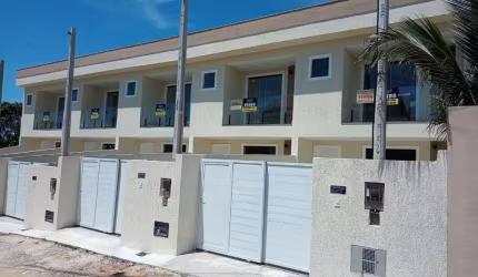 Apartamento Duplex com 2 dormitórios à venda, 110 m² por R$ 370.000,00 - Praça da Bandeira - Araruama/RJ