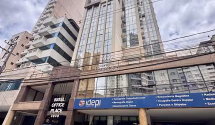 Sala comercial à venda na Avenida Sete de Setembro, 4848, Batel, Curitiba, 30 m2 por R$ 270.000