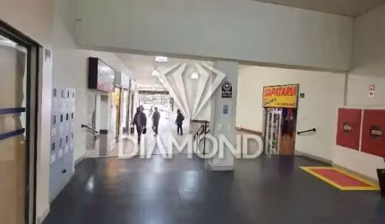 Sala comercial para alugar na Praça Tiradentes, 106, Centro, Curitiba, 30 m2 por R$ 2.200
