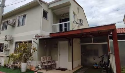 Casa duplex 2 suítes Porteira Fechada Sol da Manhã Olympia Park