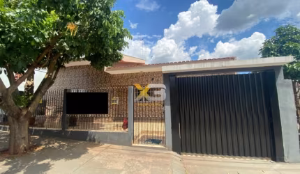Casa a venda em Mandaguaçu