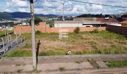 Lote plano Manacas Poços de Caldas