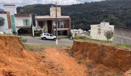 Terreno em condomínio fechado à venda na Rua Doutor João Navarro Saggioro, Grama, Juiz de Fora, 420 m2 por R$ 240.000