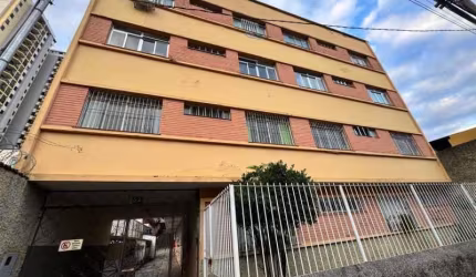 Apartamento com 2 quartos à venda na Avenida Barão do Rio Branco, Passos, Juiz de Fora, 47 m2 por R$ 159.000