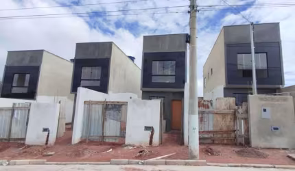Casa com 2 quartos à venda na Rua Professora Verônica Lucy Coutinho Lage, Recanto da Mata, Juiz de Fora, 70 m2 por R$ 320.000