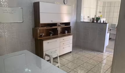 Casa com 4 quartos à venda na Rua Pedro Paulo Vieira, Santa Cândida, Juiz de Fora por R$ 185.000