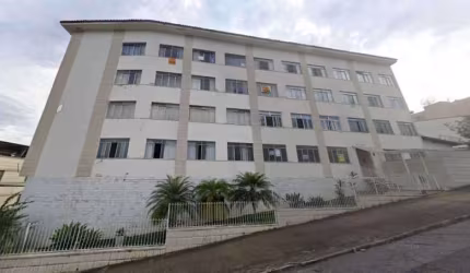Apartamento com 3 quartos à venda na Rua César Turati, Bairu, Juiz de Fora, 117 m2 por R$ 300.000