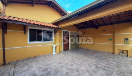 ótima casa-BAIRRO 1º DE MAIO próximo a tudo que você e sua família precisam.