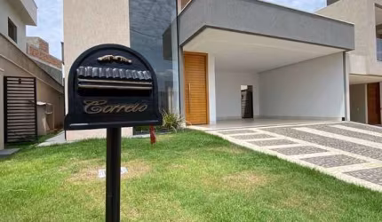 Casa Térrea de 3 Quartos a venda em condomínio fechado - Jardins Bolonha