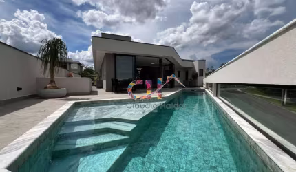 Casa com 4 dormitórios à venda, 380 m² por R$ 5.450.000,00 - Condomínio Campo de Toscana - Vinhedo/SP