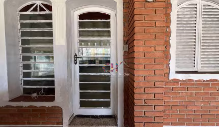 Casa com 3 dormitórios à venda, 164 m² por R$ 790.000 - Jardim Santo Antônio - Valinhos/SP